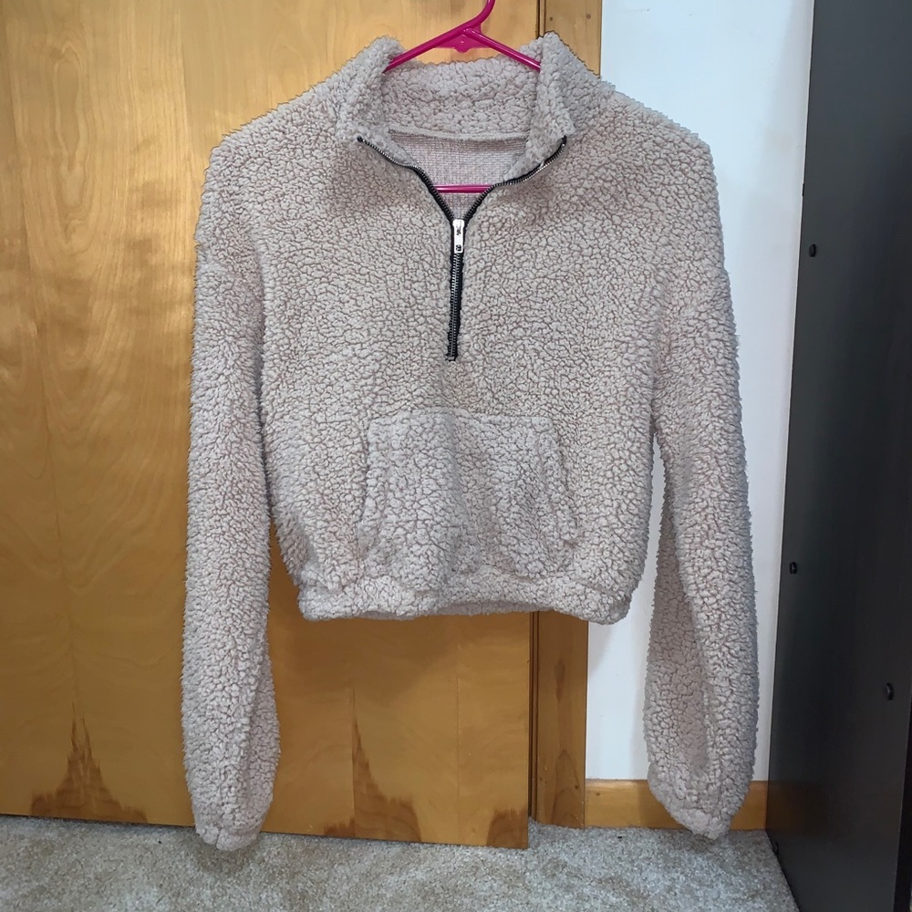 Teddy fur cropped sweatshirt
